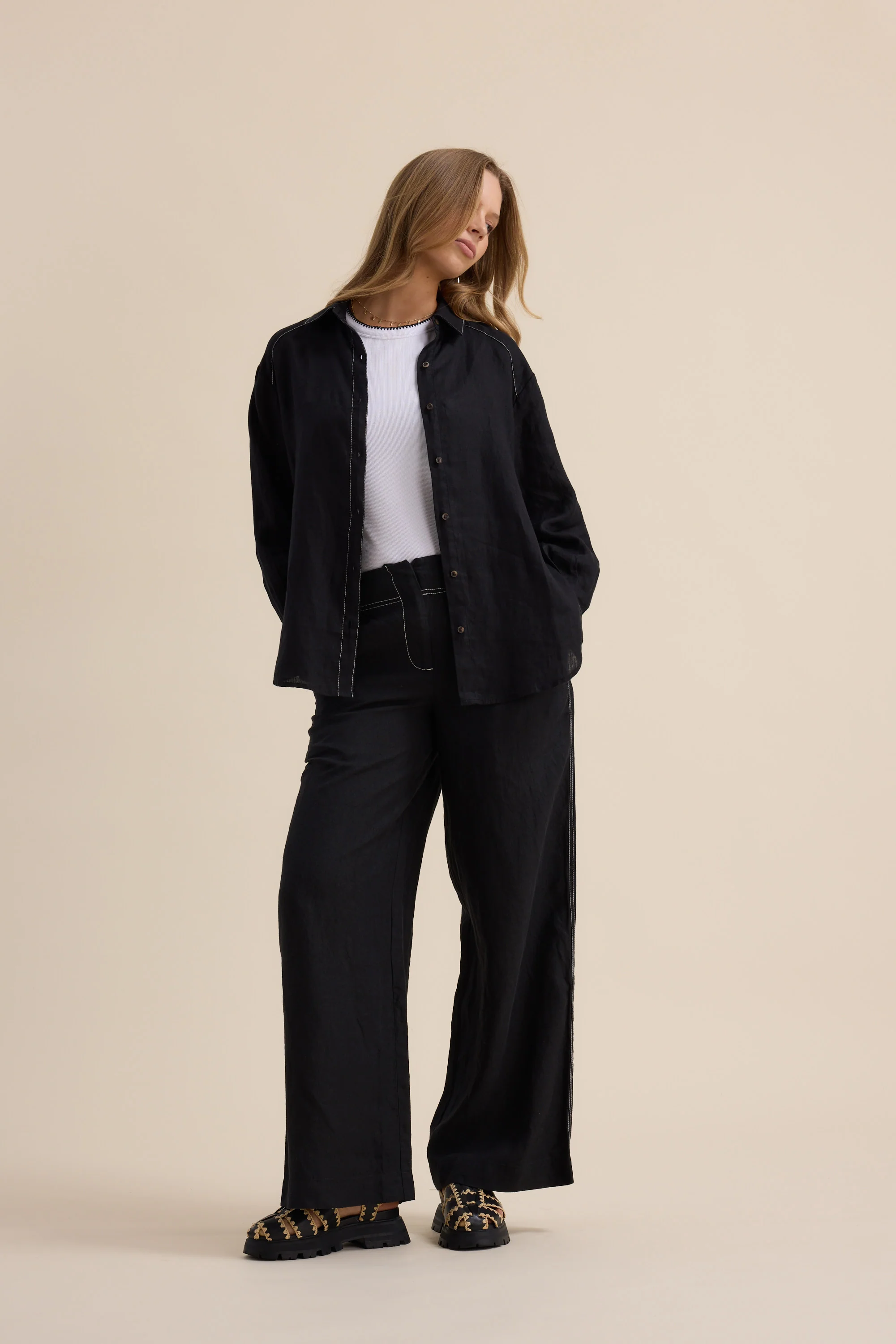 The Contrast Stitch Linen Shirt - Image 4