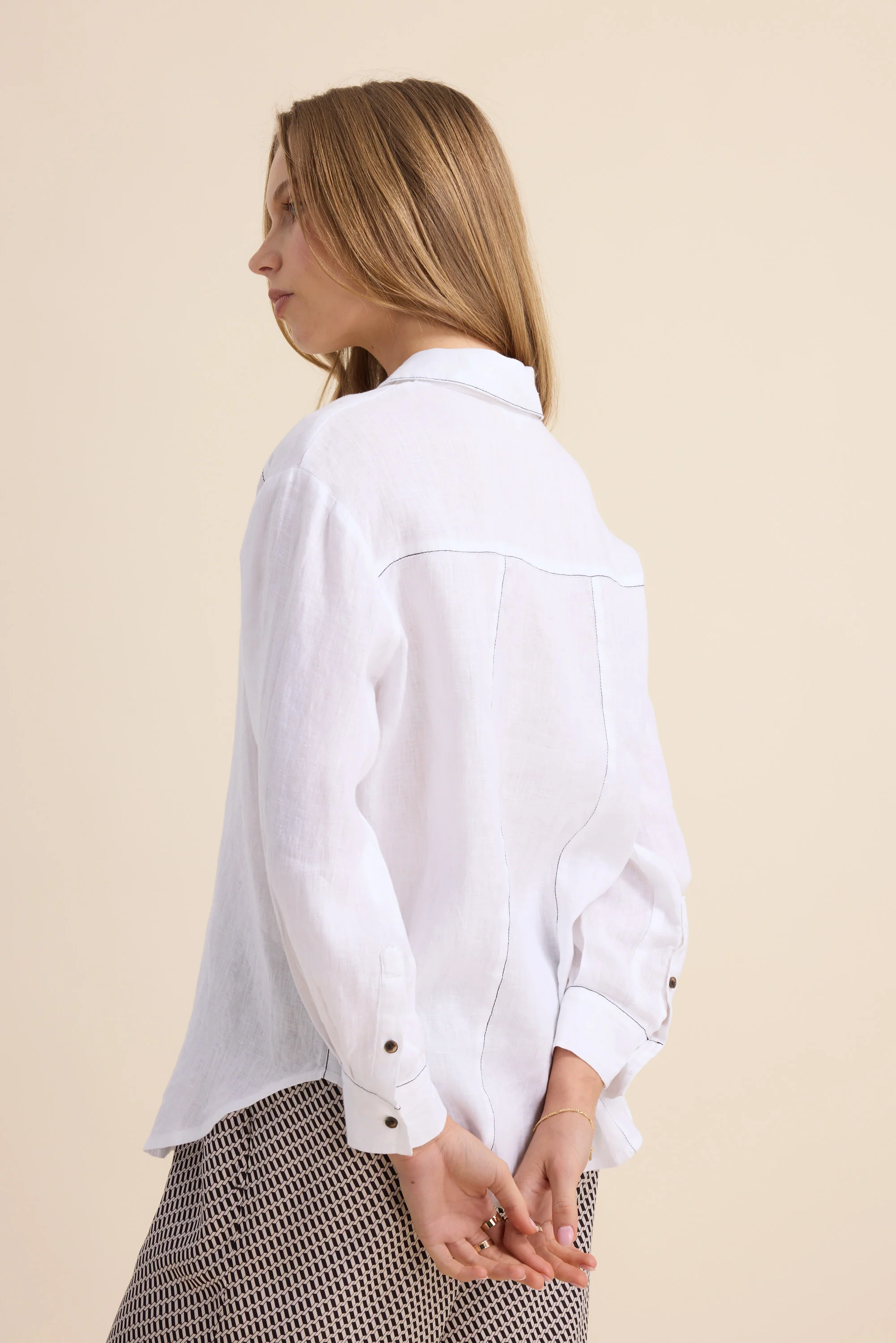 The Contrast Stitch Linen Shirt - Image 6