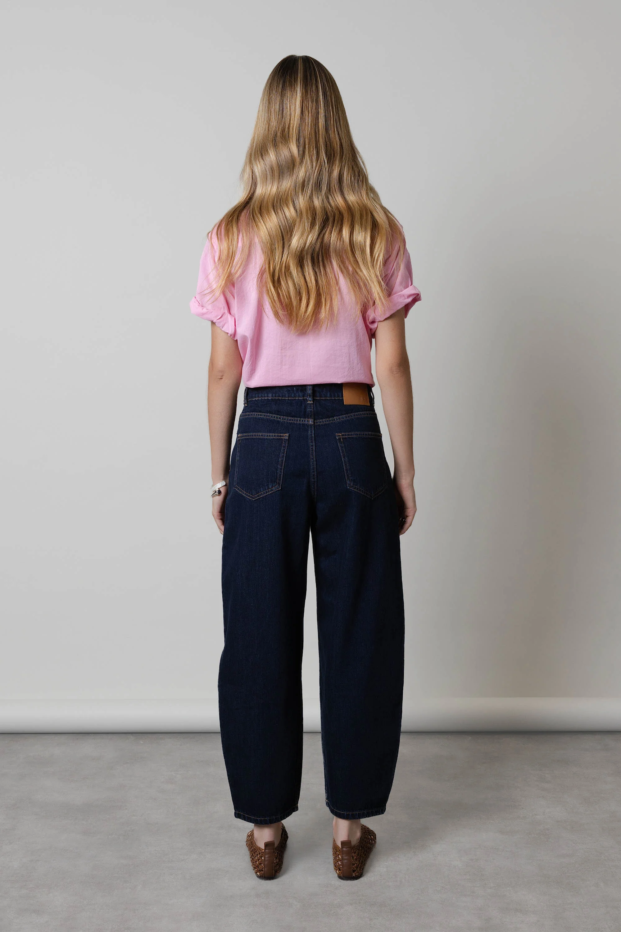 The Cropped Barrel Leg Jeans - Image 6
