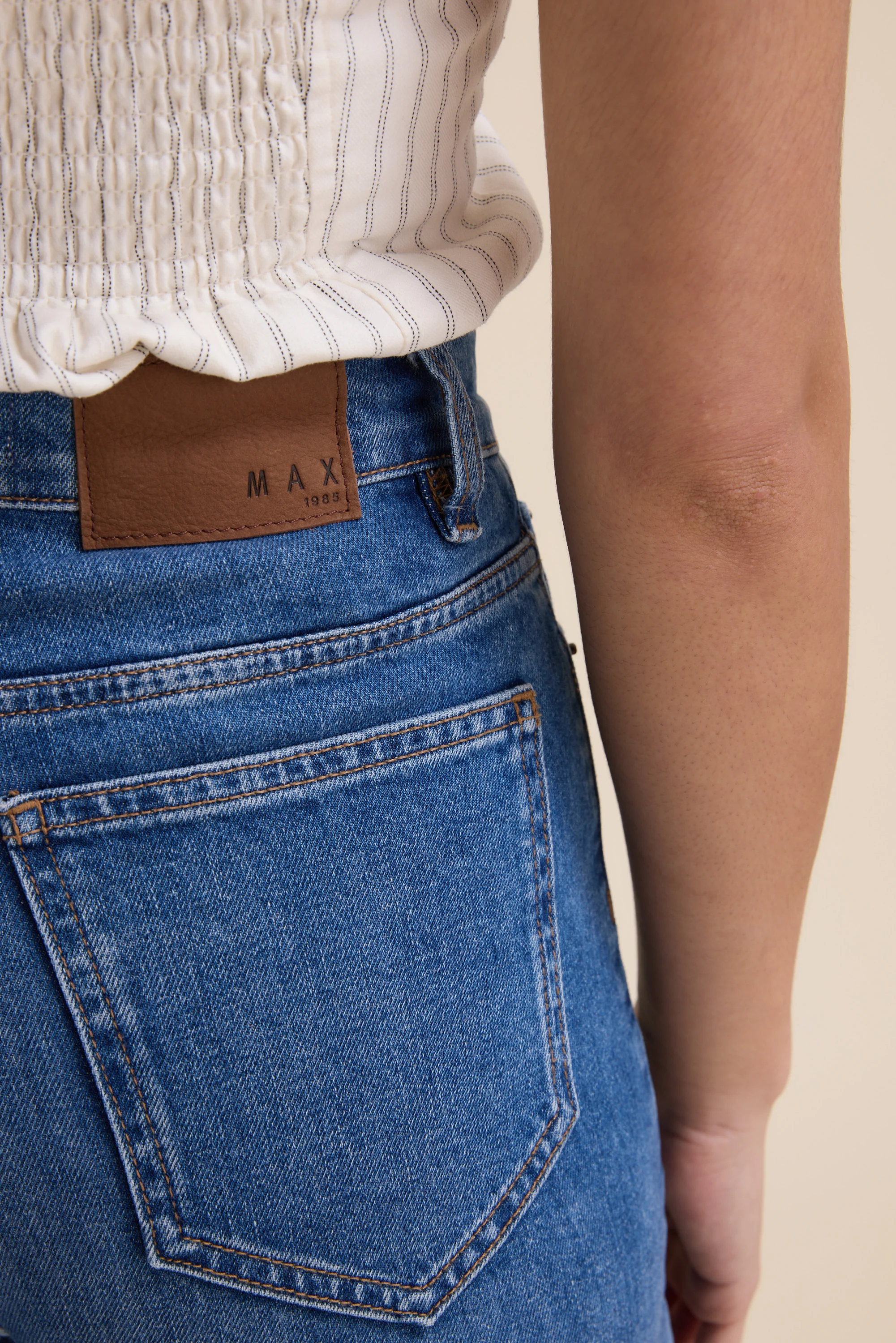 The Effortless Denim Short - Image 6