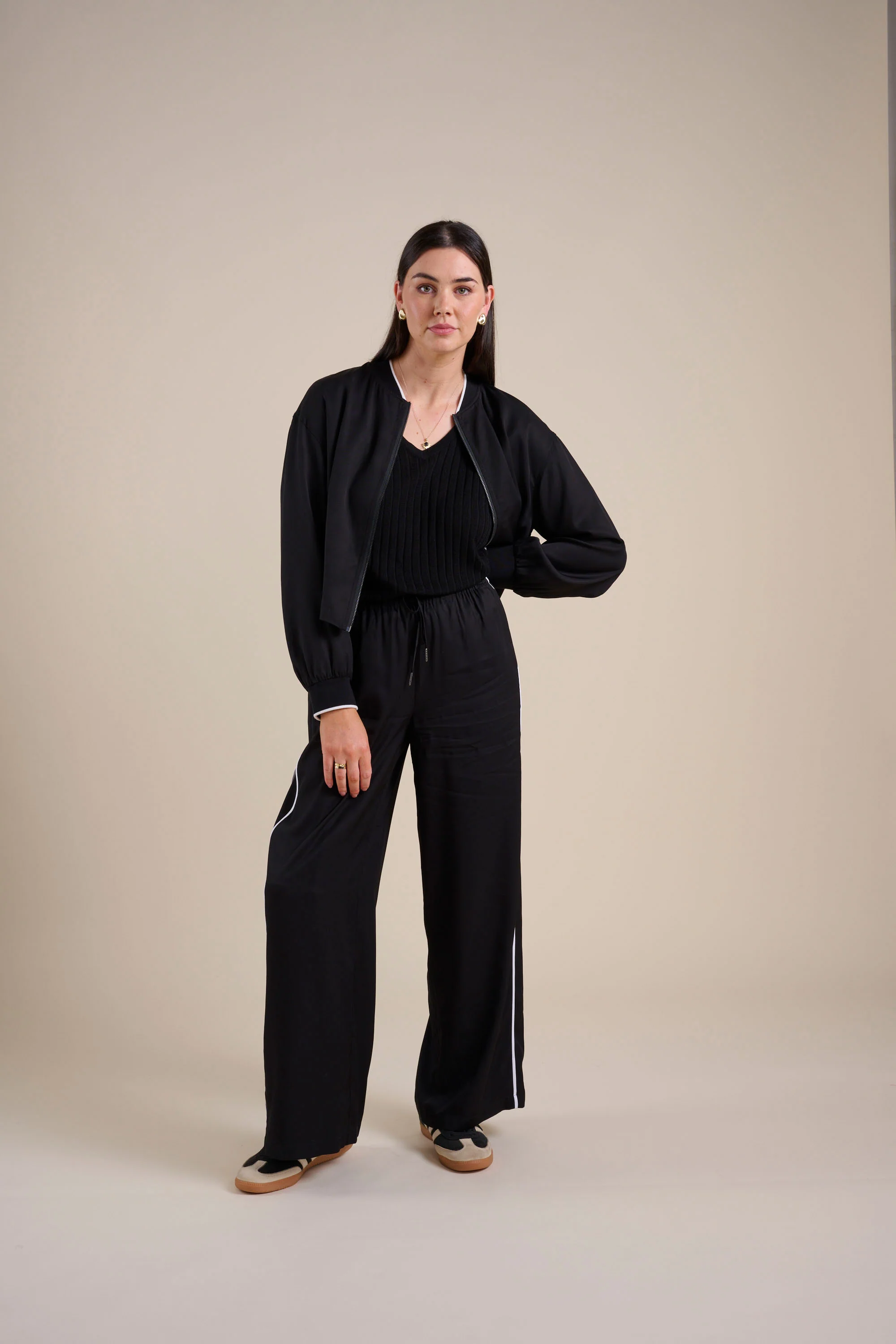 The Elevated Jogger - Image 4