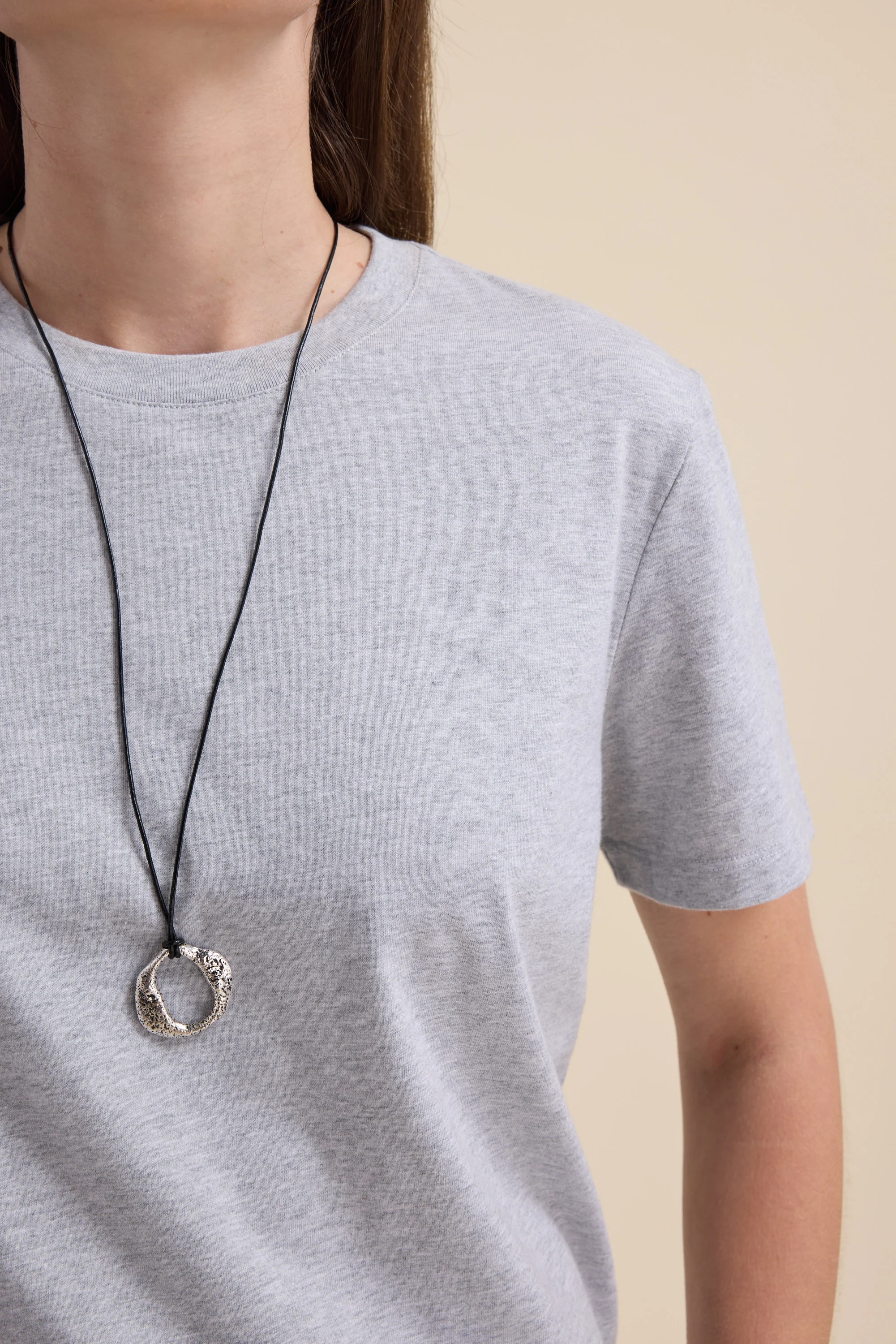 The Good Earth Cotton Crew Tee - Image 5