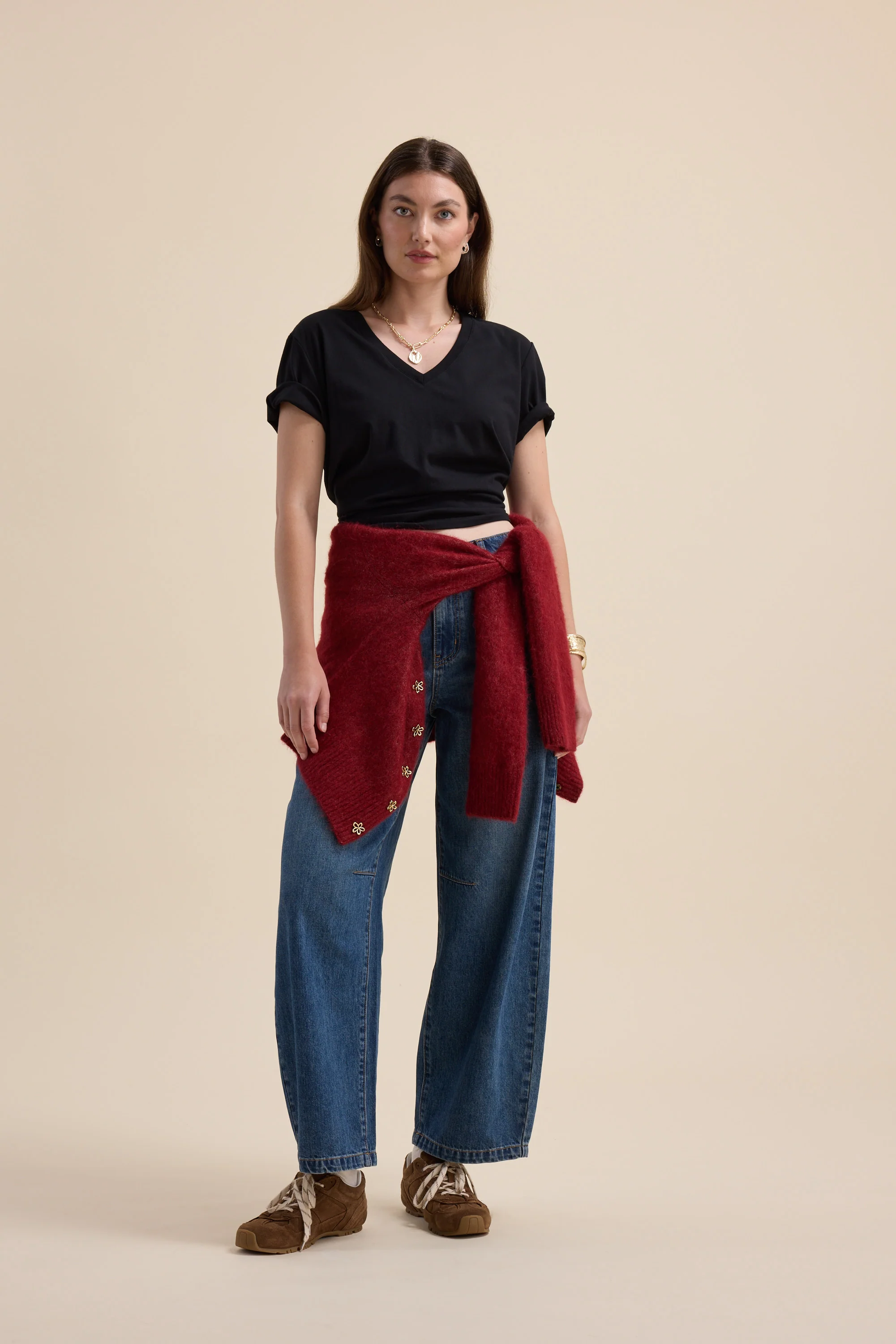 The Good Earth Cotton V Neck Tee - Image 4