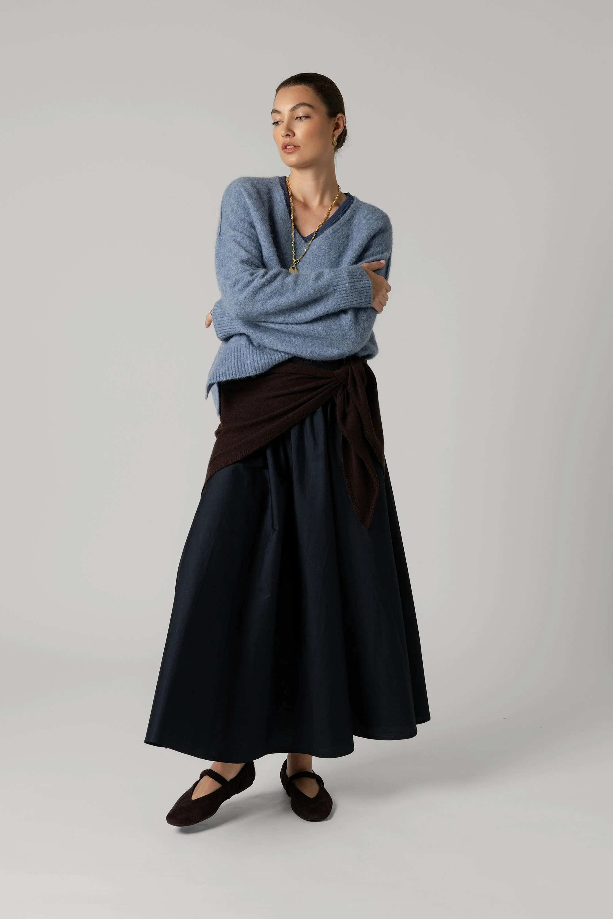 The Luxe Whisper Relaxed V Neck Sweater - Image 3