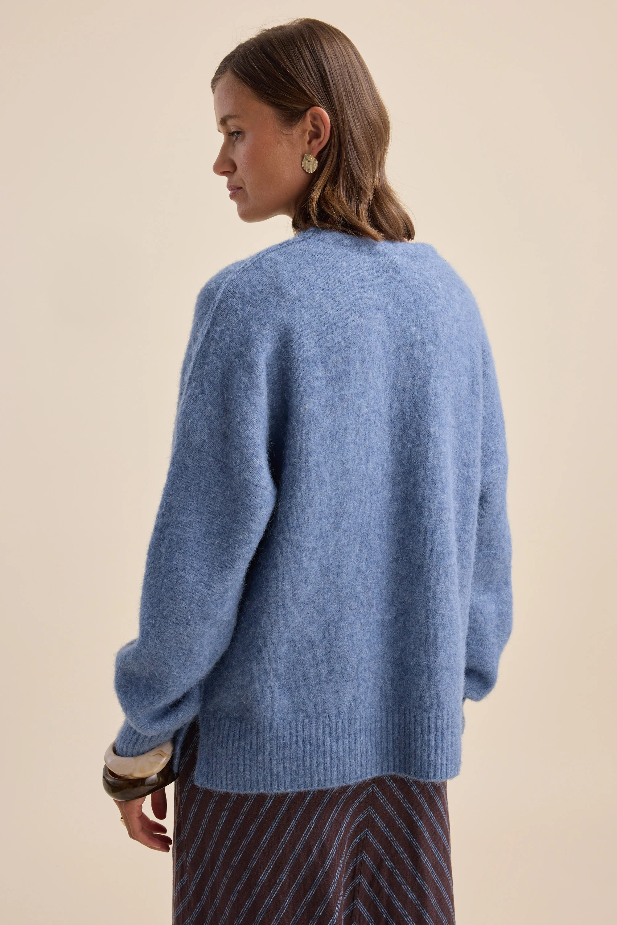 The Luxe Whisper Relaxed V Neck Sweater - Image 8