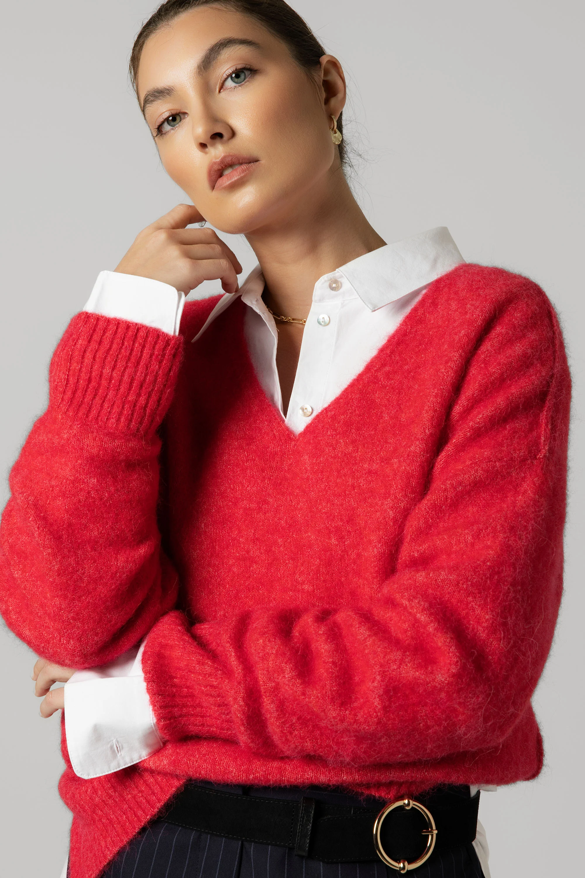 The Luxe Whisper Relaxed V Neck Sweater - Image 2