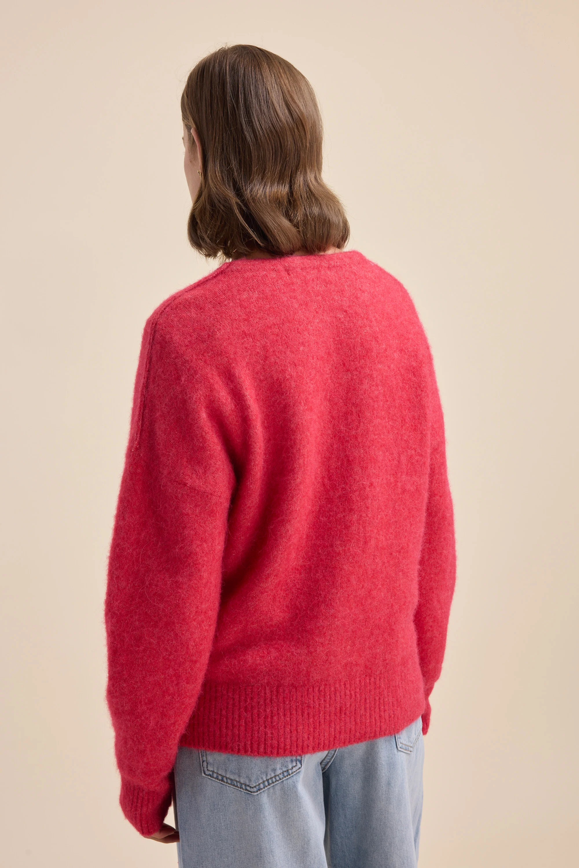 The Luxe Whisper Relaxed V Neck Sweater - Image 8