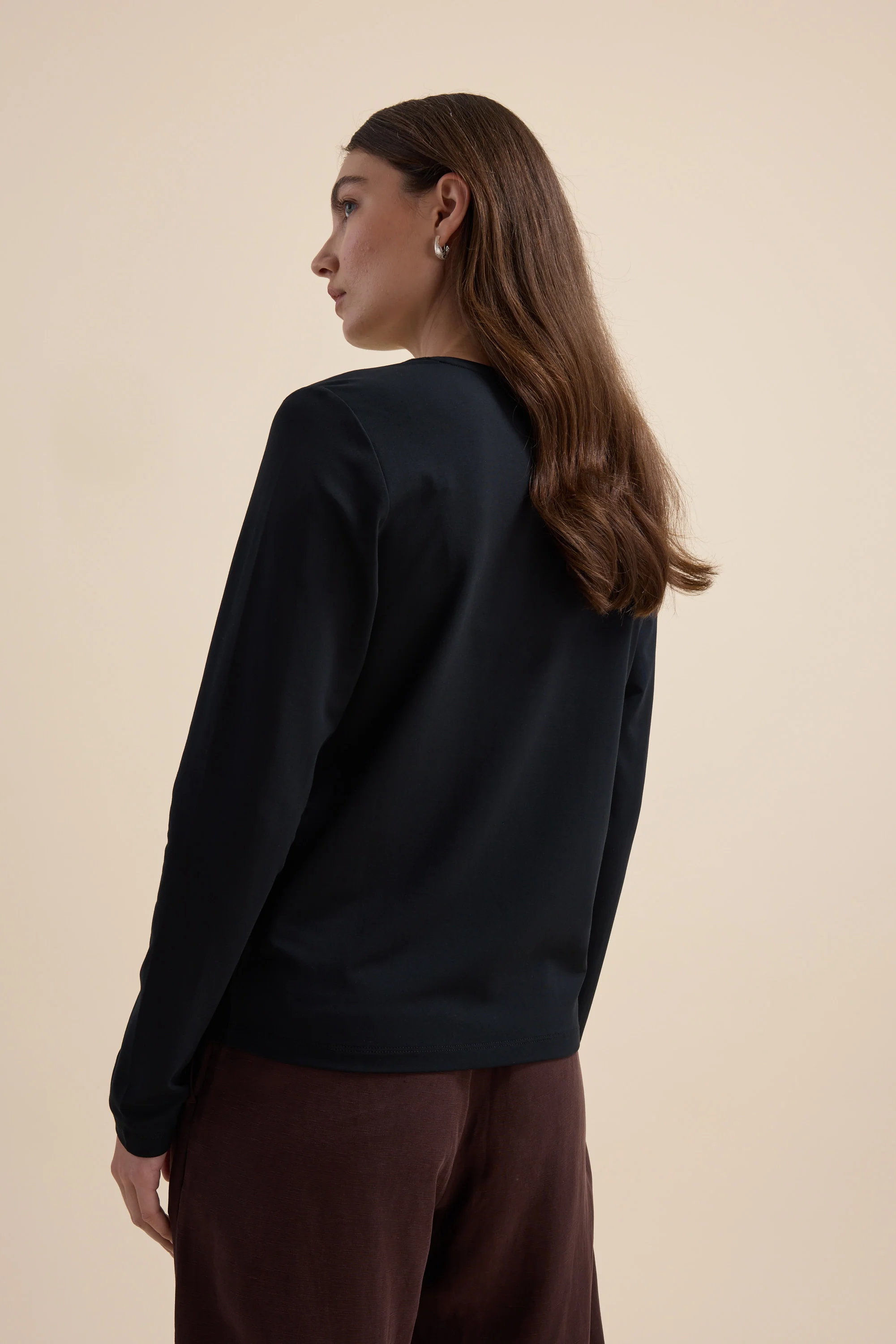 The Perfect Long Sleeve Crew Tee - Image 4