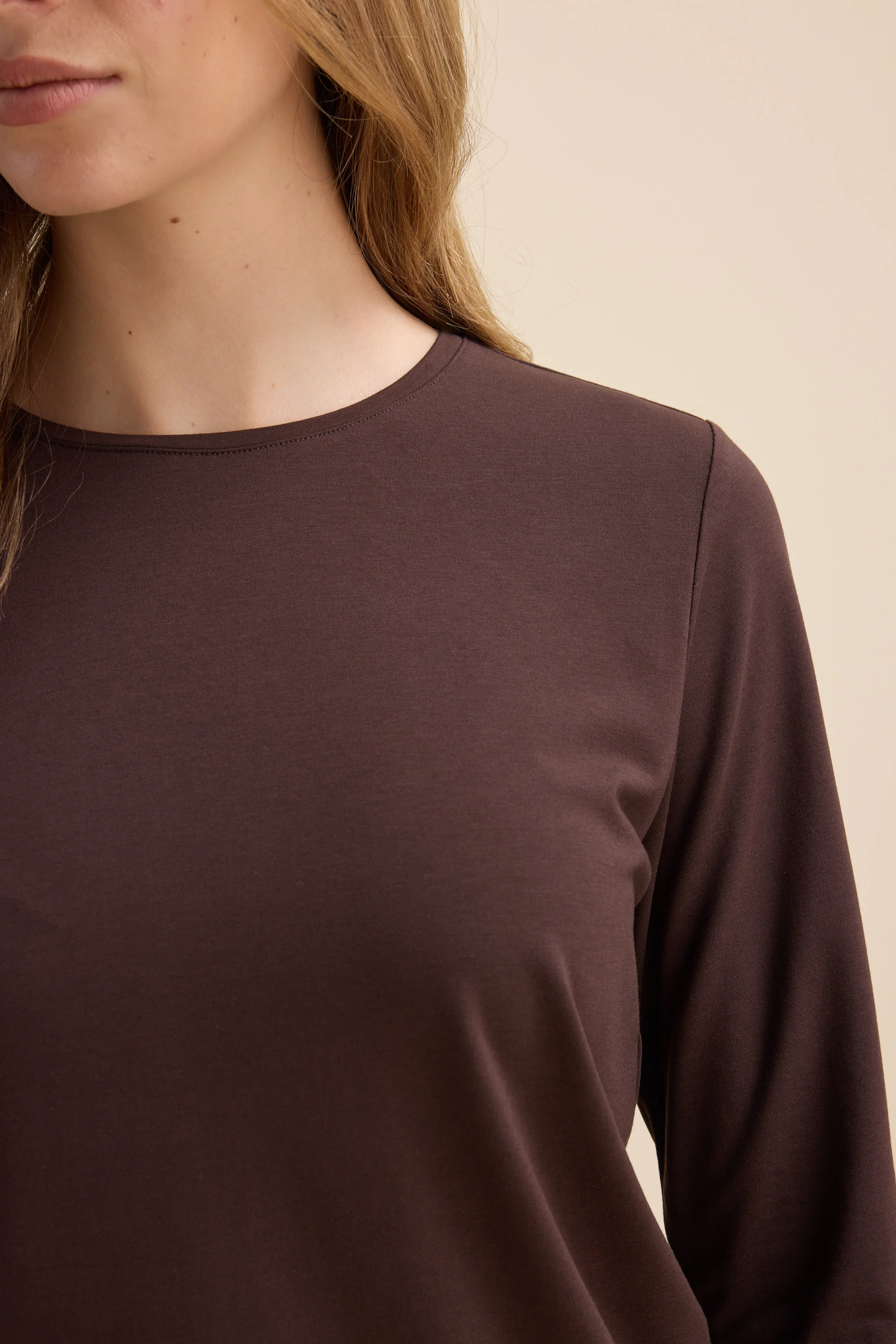 The Perfect Long Sleeve Crew Tee - Image 5