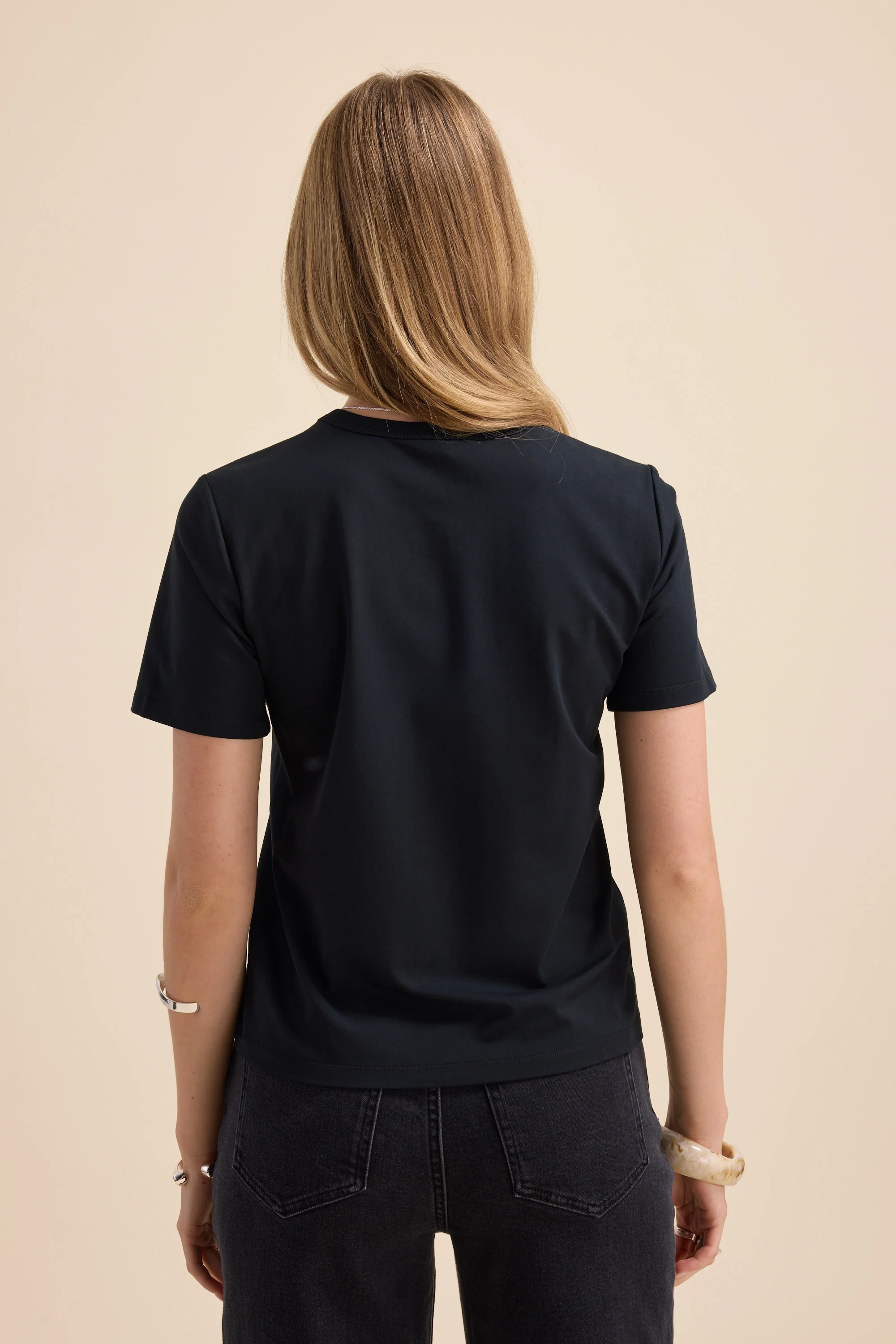 The Perfect Short Sleeve Crew Neck Tee - Image 6