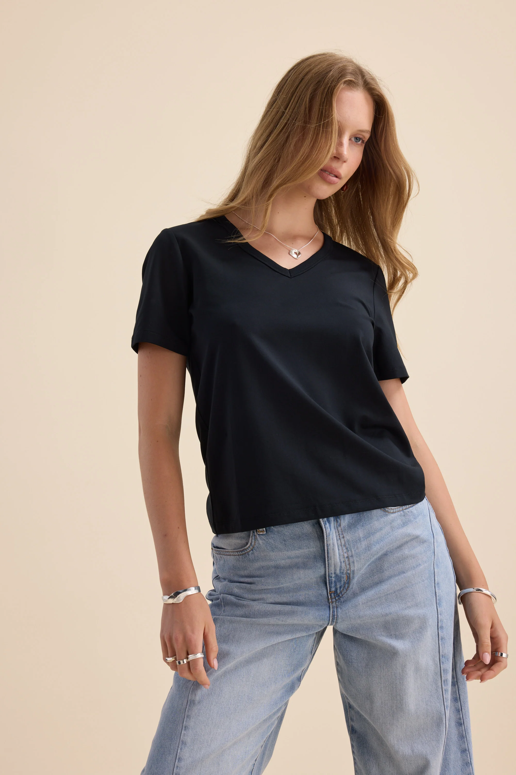 The Perfect Short Sleeve V Neck Tee - Image 3