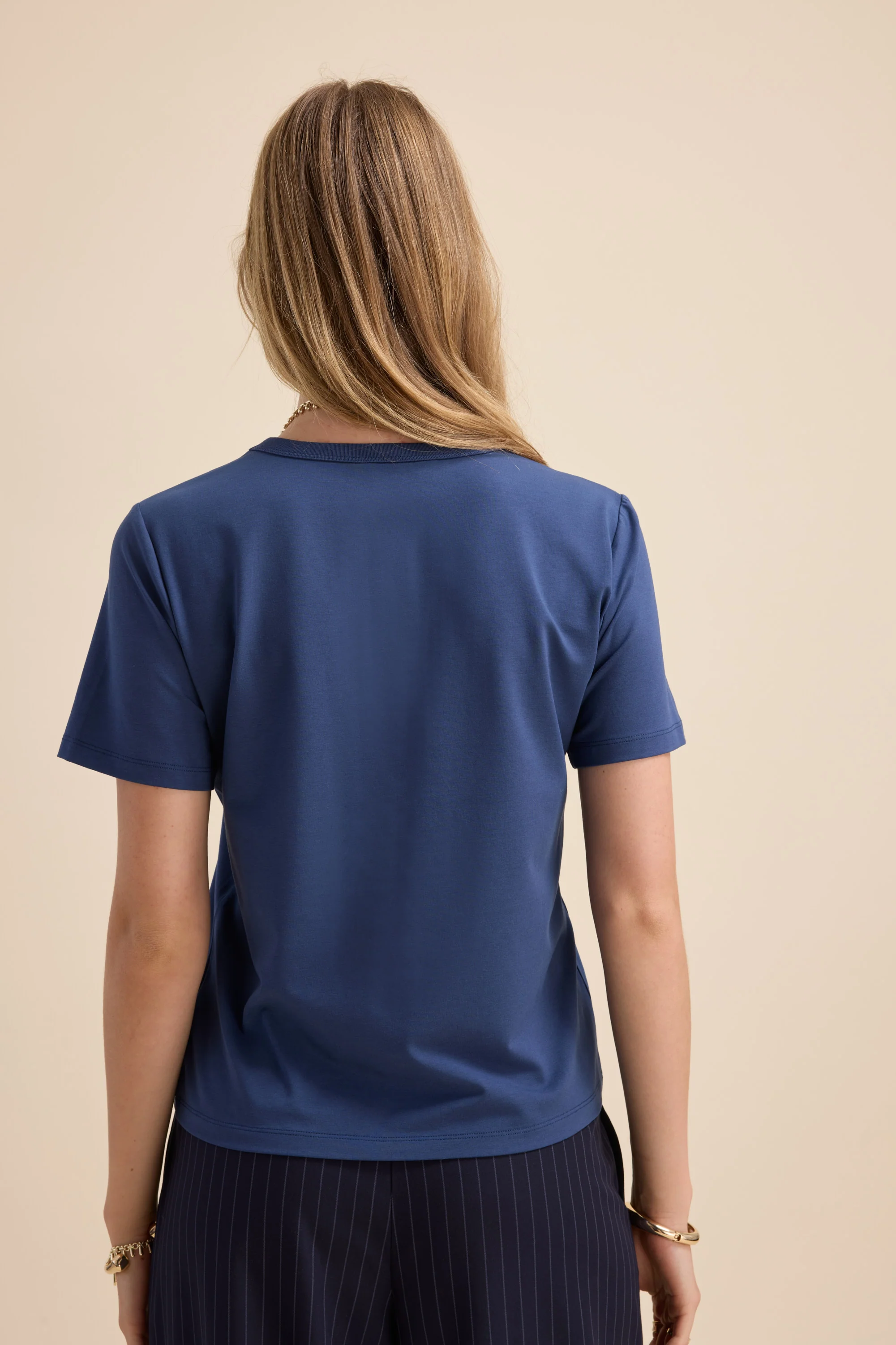 The Perfect Short Sleeve V Neck Tee - Image 6