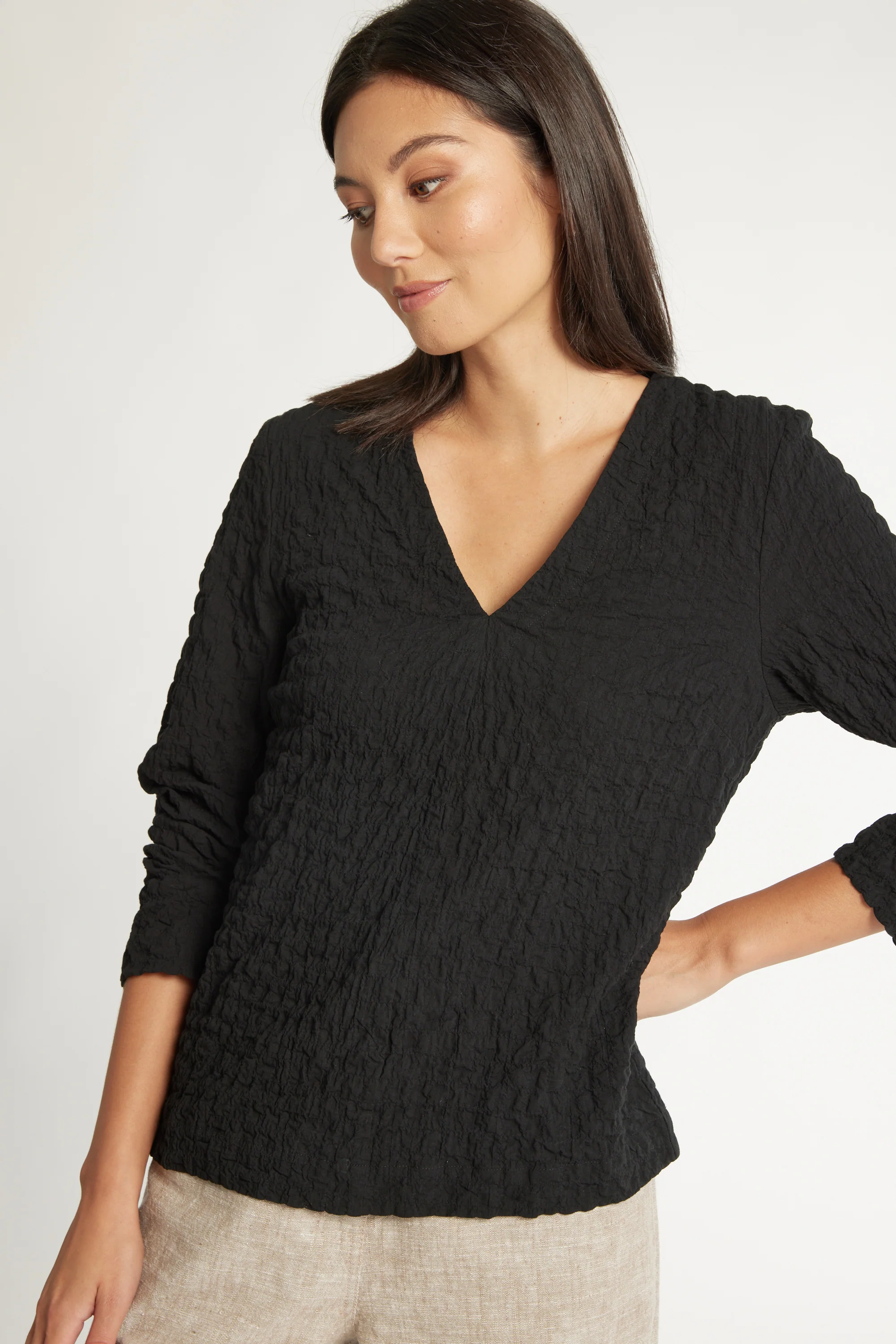 The Textured V Neck Top - Image 3