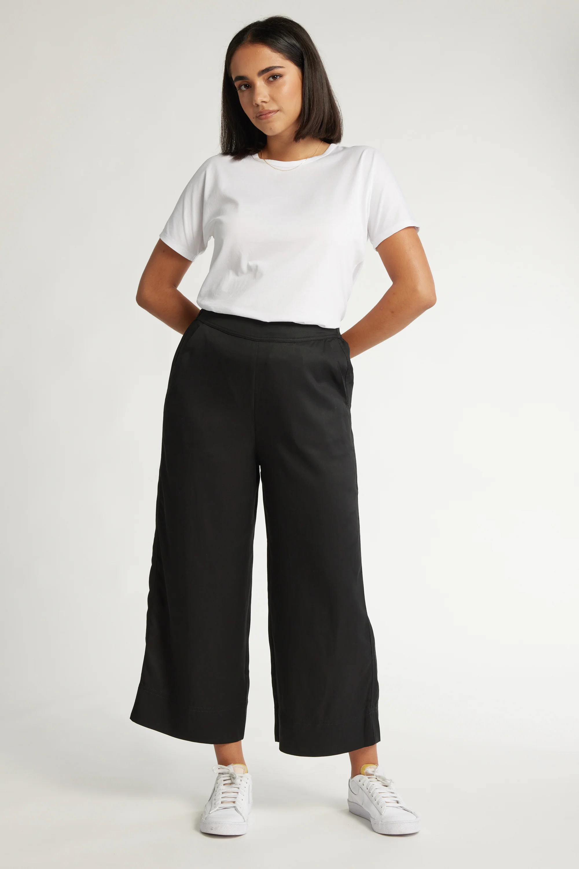 The Wide Leg Crop - Image 3