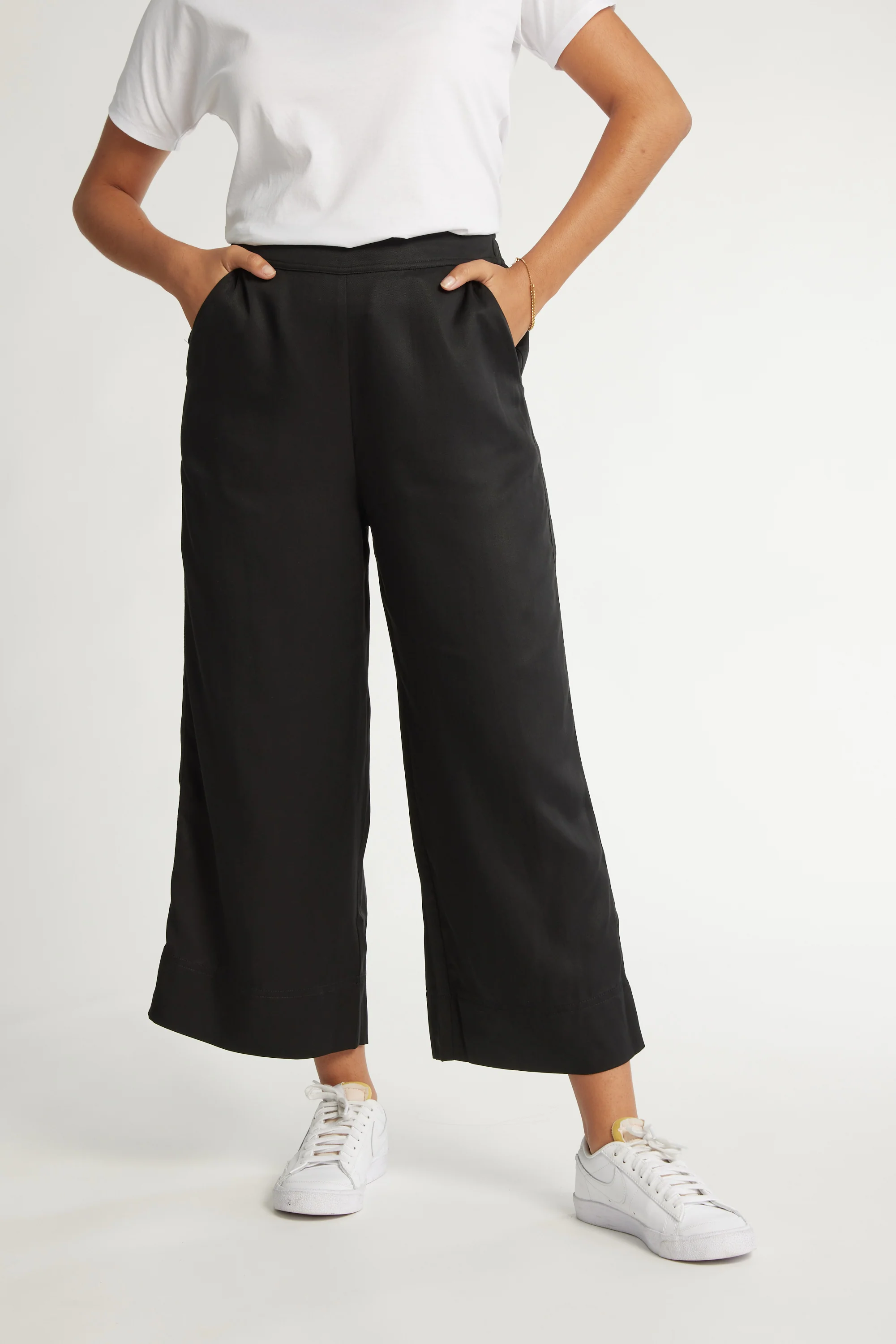 The Wide Leg Crop - Image 4