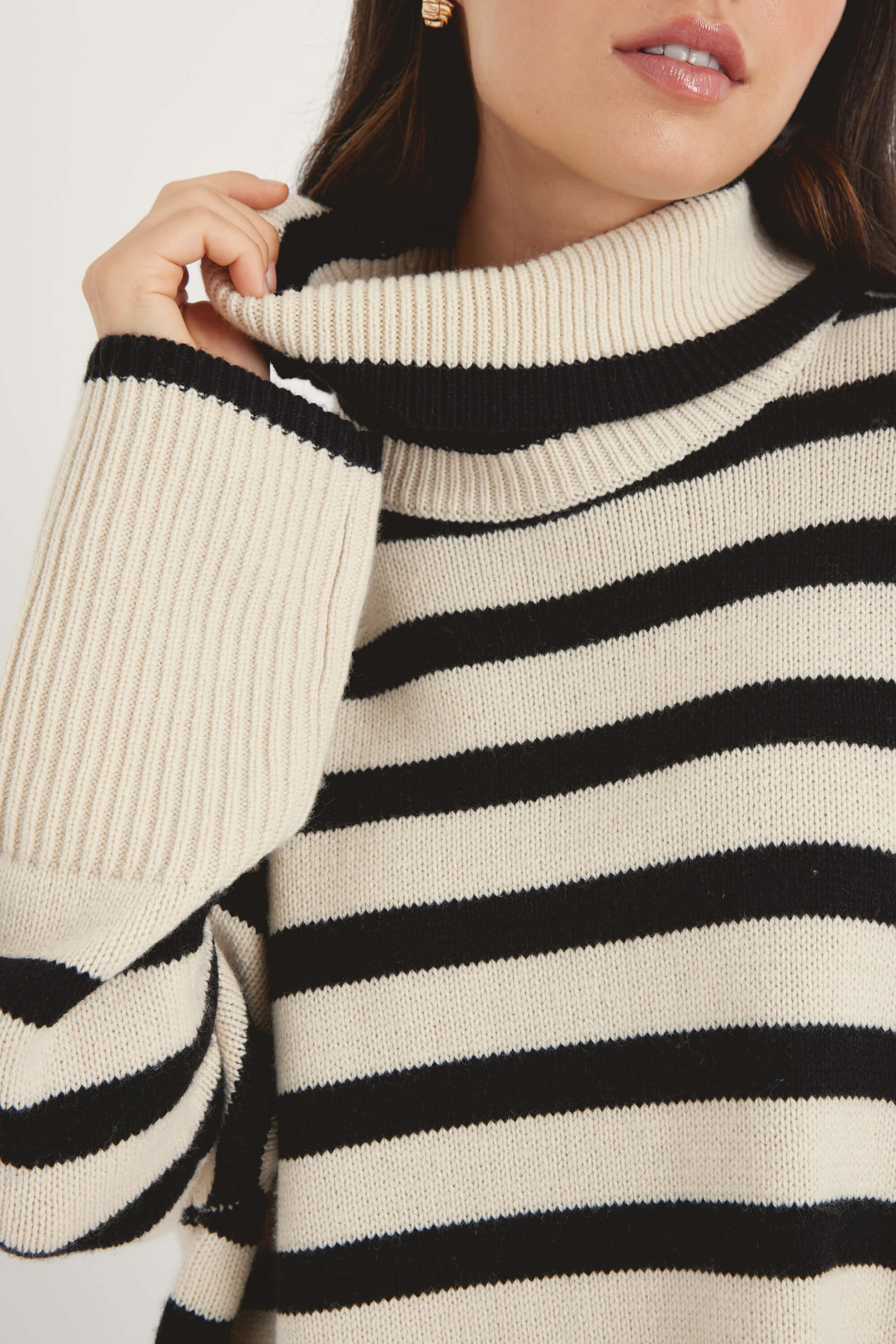 The Wool Blend Striped Sweater - Image 4
