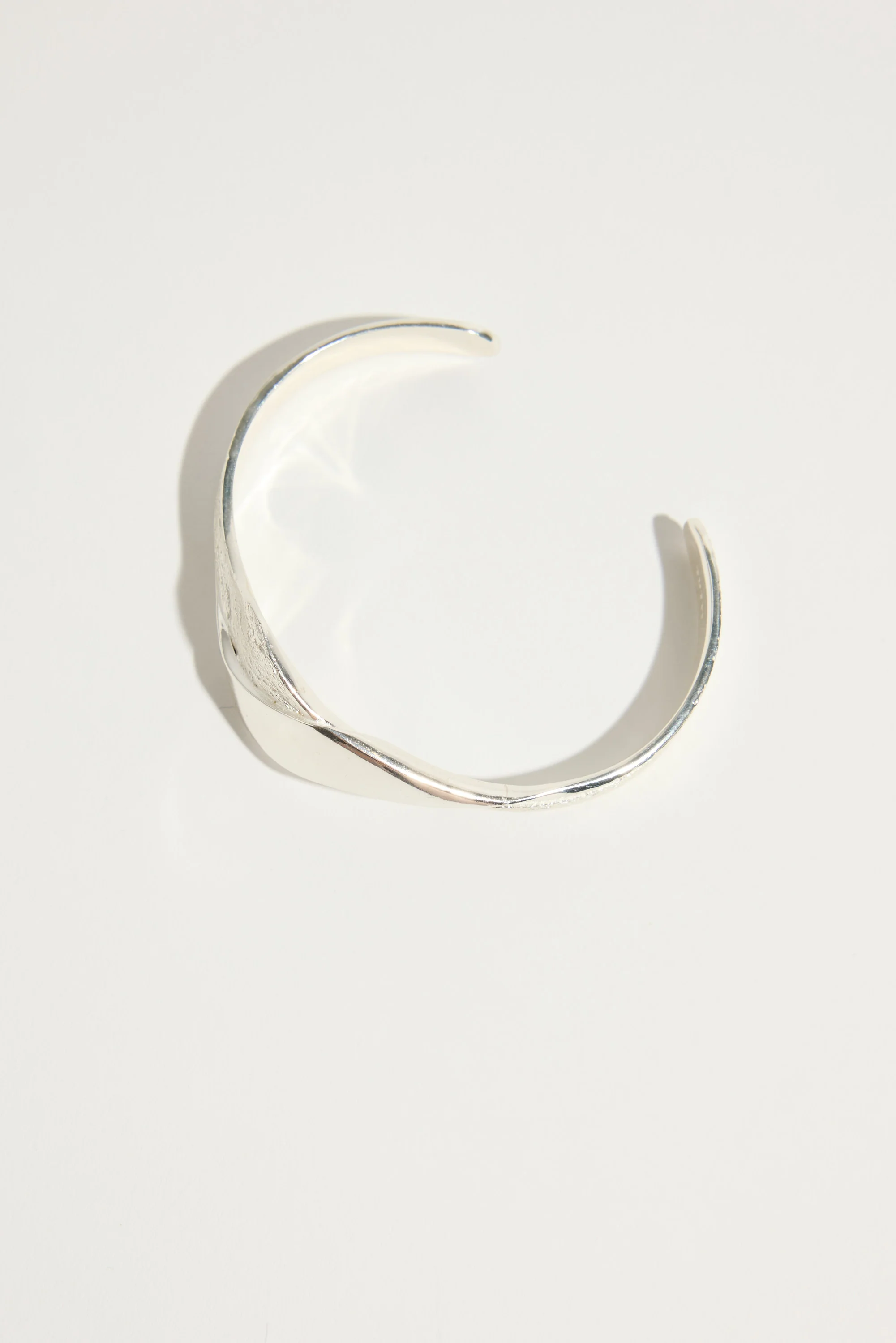 Tutti Wave Bangle - Image 4