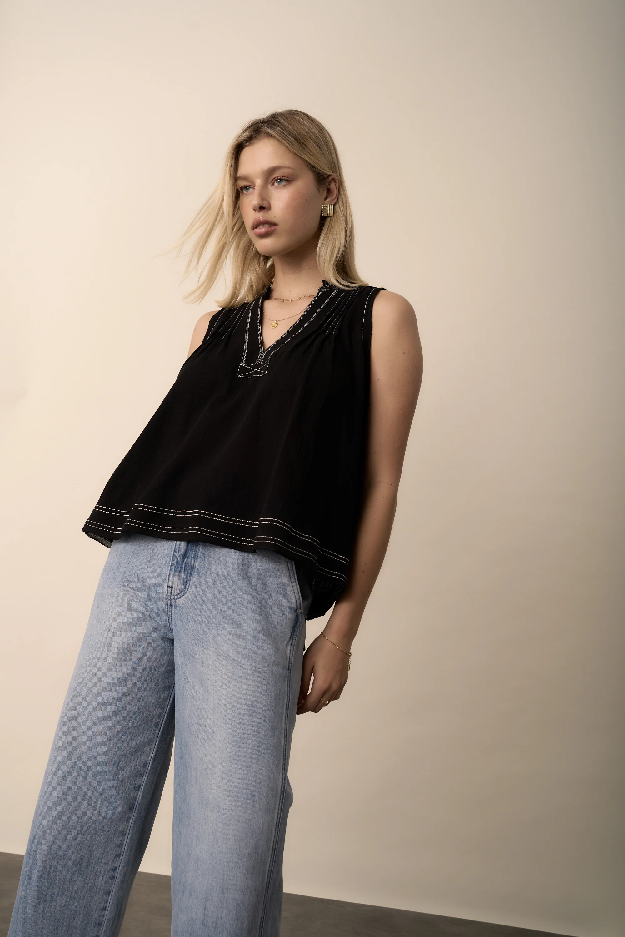 Wren Contrast Stitch Sleeveless Top - Image 4